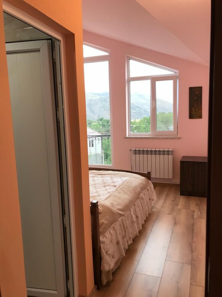 Hotel Garni Bread House