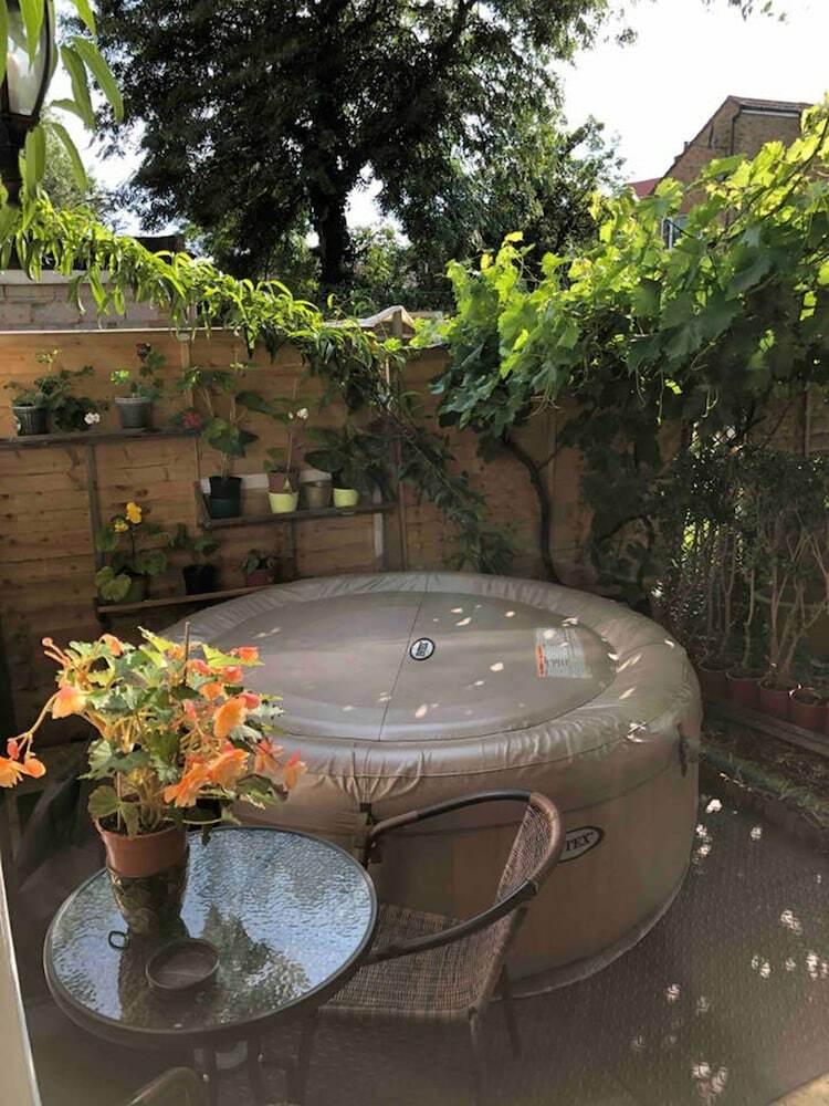 Hotel Double Bedroom Near Heathrow