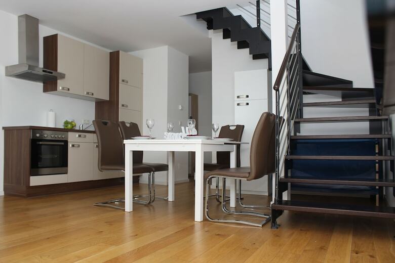 Christiano Apartments