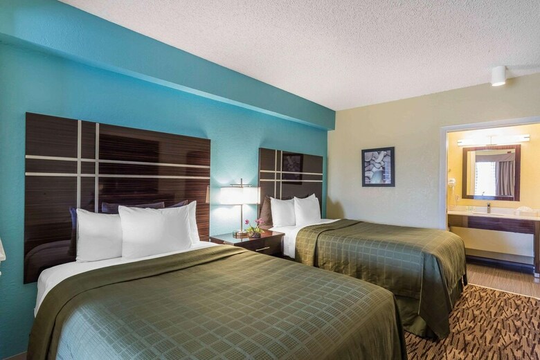 Hotel Quality Suites Deerfield Beach