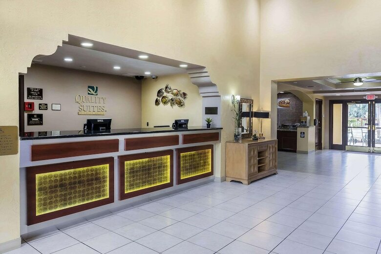 Hotel Quality Suites Deerfield Beach