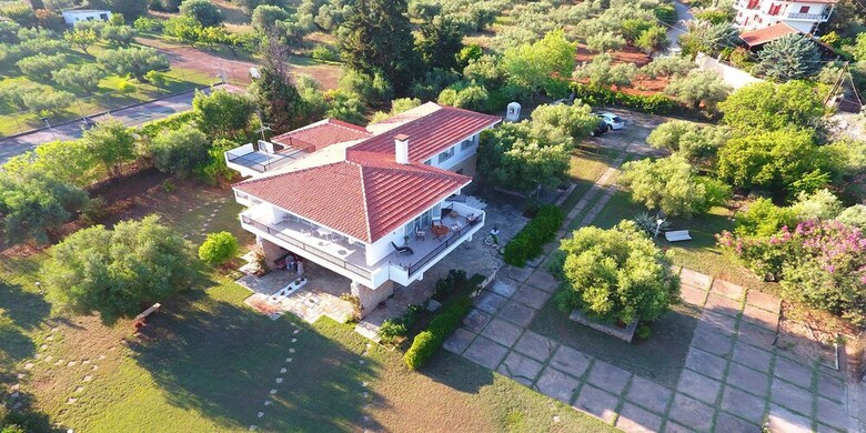 Stone-made Seaside Villa