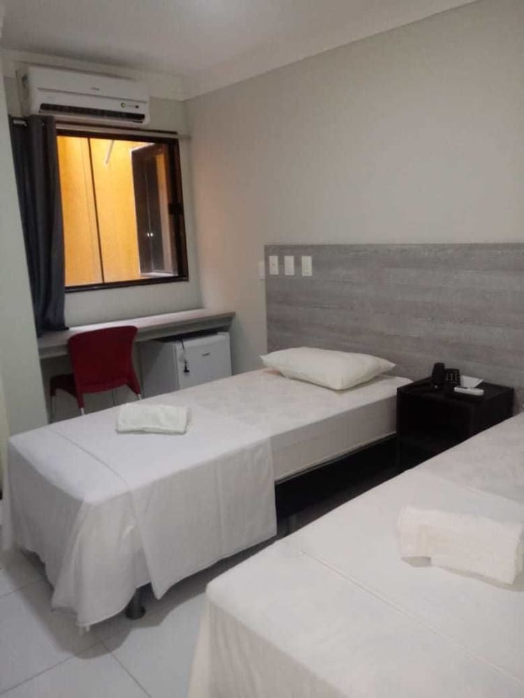 Hotel Executivo Boulevard
