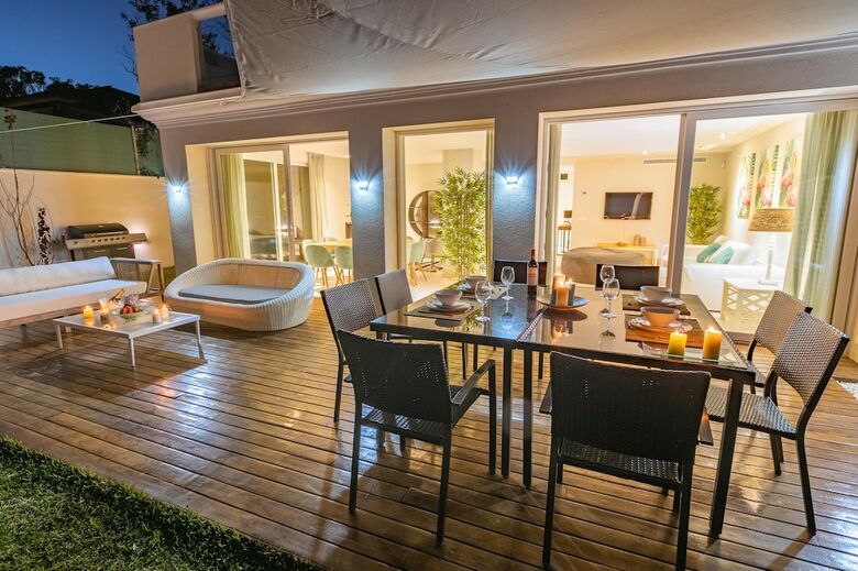 Guadalmina Beachfront Villa