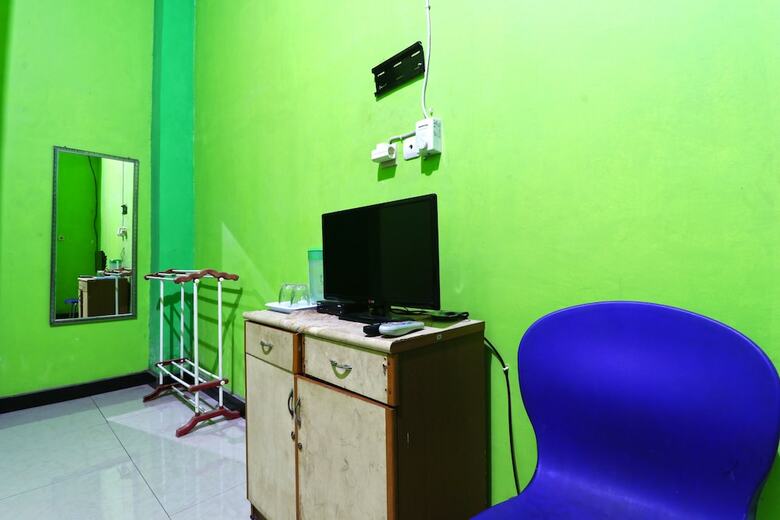 Hotel Penginapan Qarina