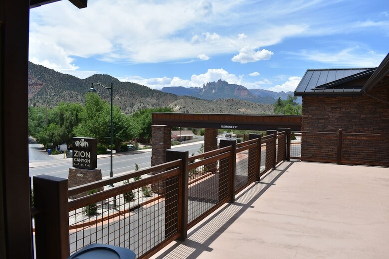 Hotel Zion Canyon Lodge