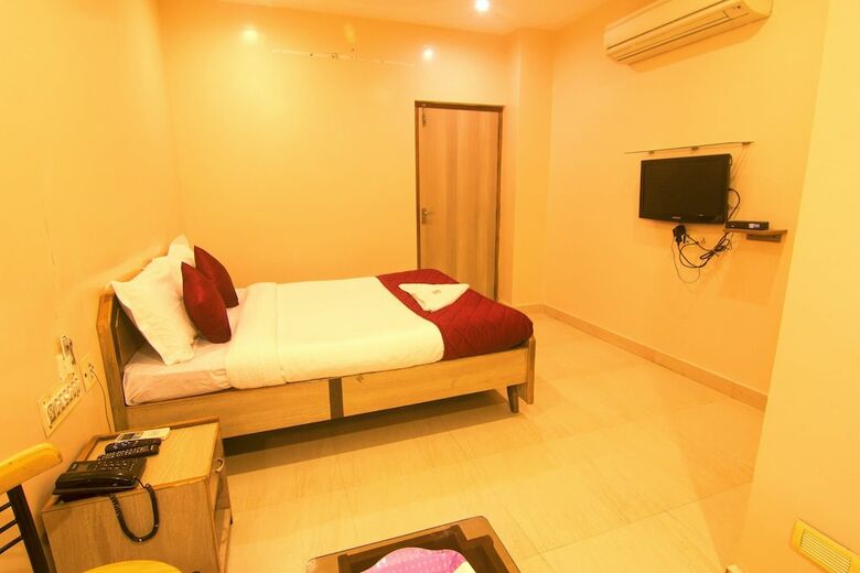 Hotel Jjs Park Inn