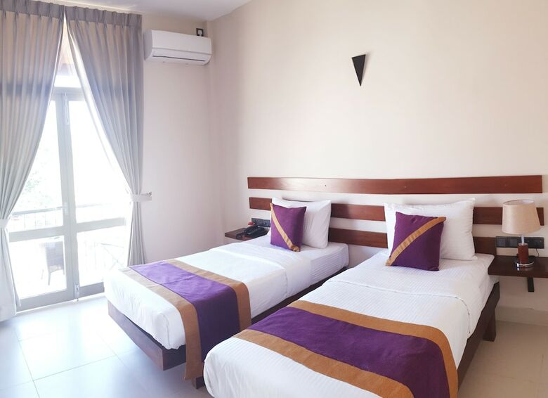 Hive 68 - Hotel And Resorts Negombo