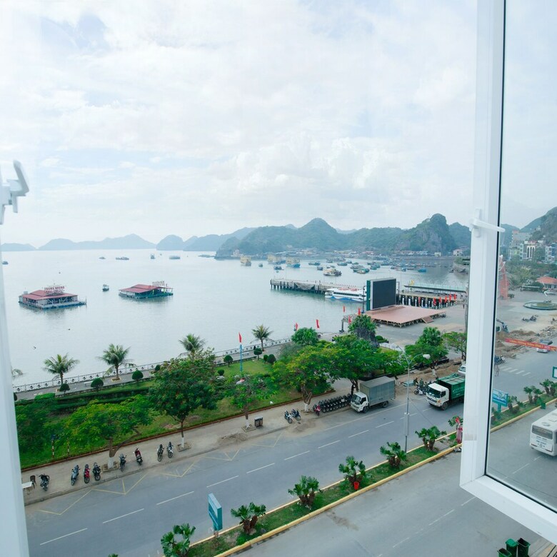 Phu Thanh Sea View Hotel