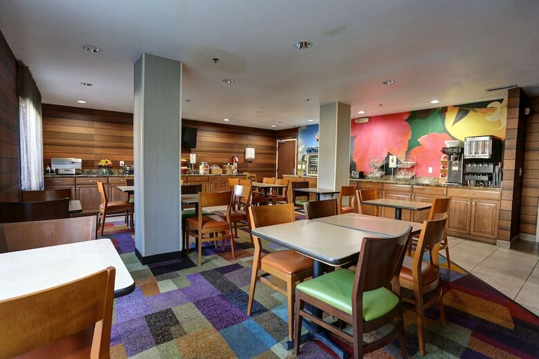 Hotel Greentree Inn & Suites Mesa