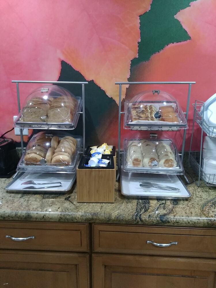 Hotel Greentree Inn & Suites Mesa