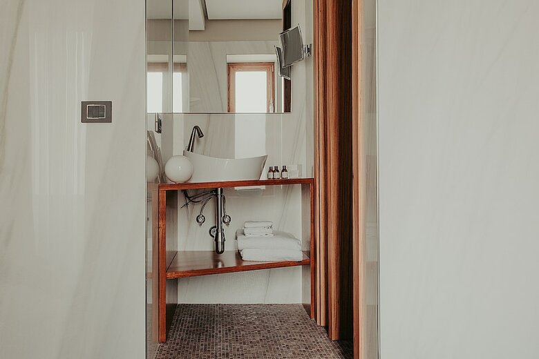 Hotel Bac� Suites Restaurant & Bar