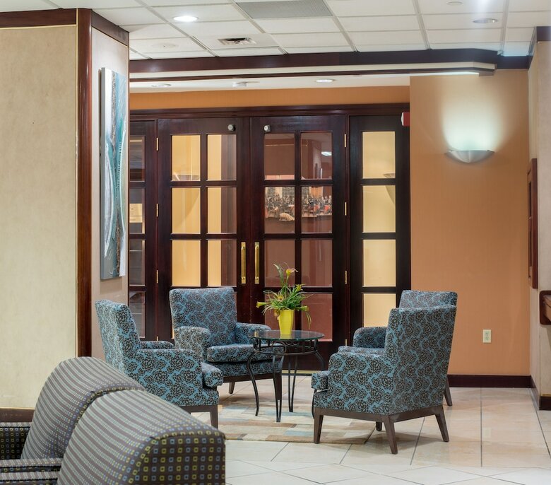 Capital Hill Hotel And Suites