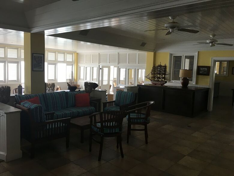 Hotel Atlantis Historic Inn