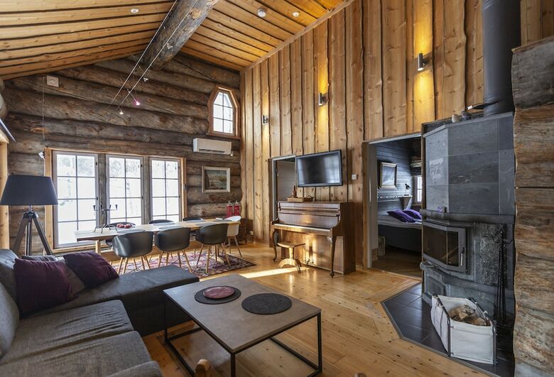 Apartamentos Kuukkeli Hirvas Suite