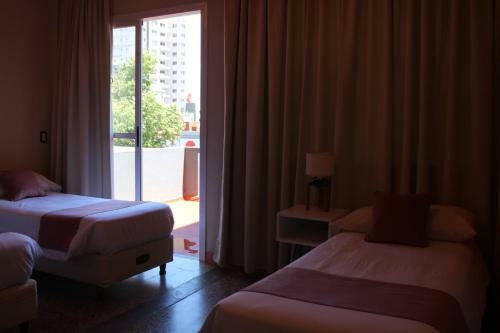 City Hotel
