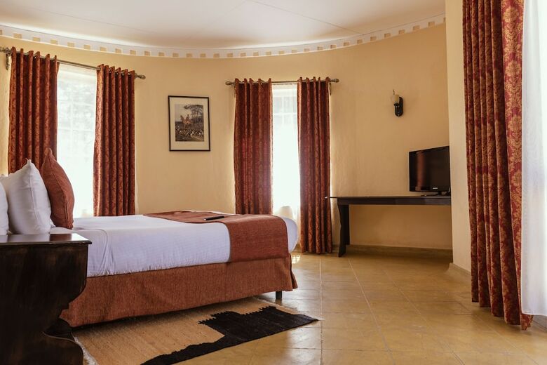 Hotel Tafaria Castle