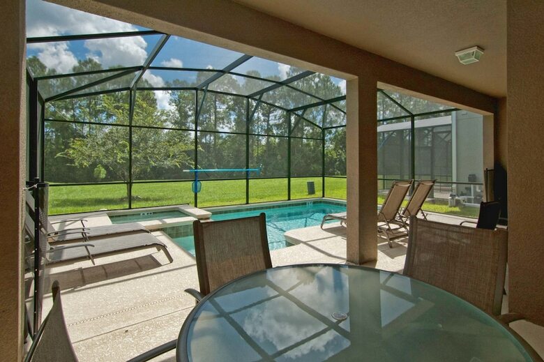Paradise Palms- 6 Bedroom Pool Home-3150pp
