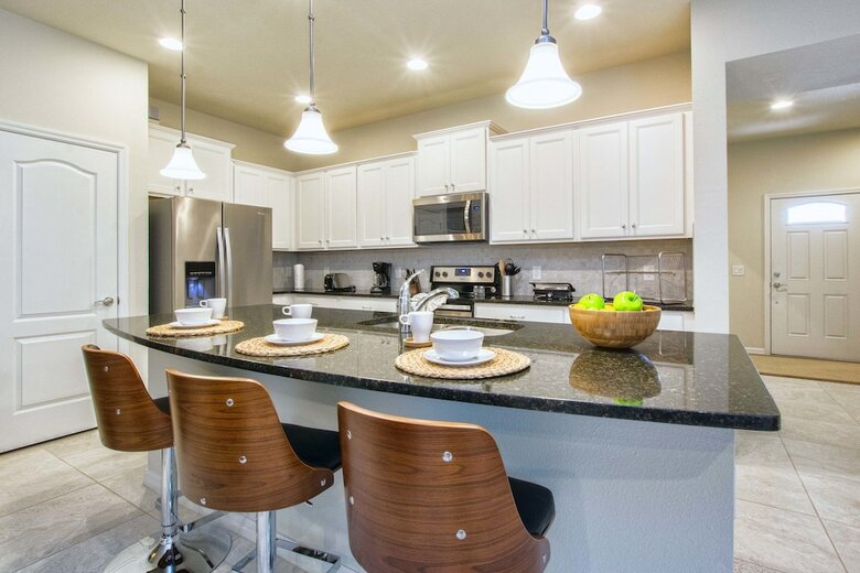 Windsor-5 Bed Townhouse W/splashpool-3808ww