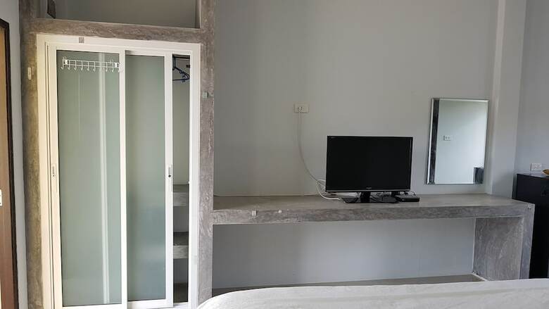 Hotel Piti Home Place