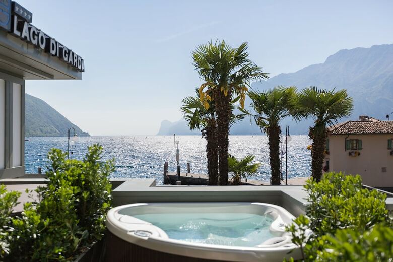 Hotel Lago Di Garda