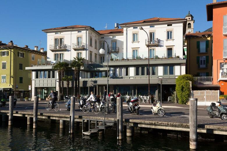 Hotel Lago Di Garda