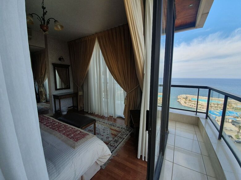 Apartamentos Holiday Home Suites