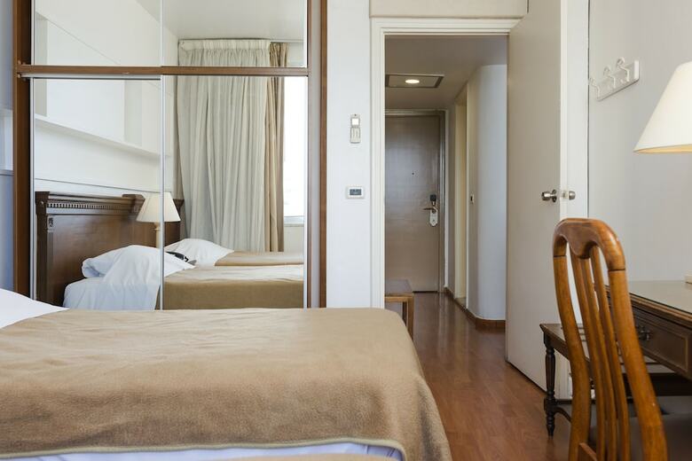 Apartamentos Holiday Home Suites