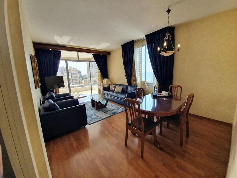 Apartamentos Holiday Home Suites
