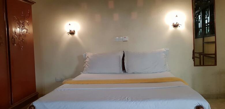 Hotel 3s Holiday Home