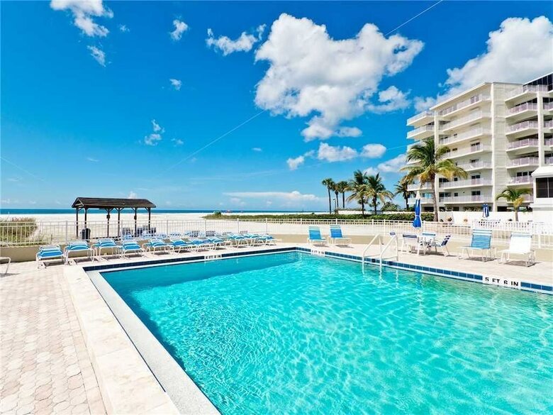 Beachaven 52 - One Bedroom Condo