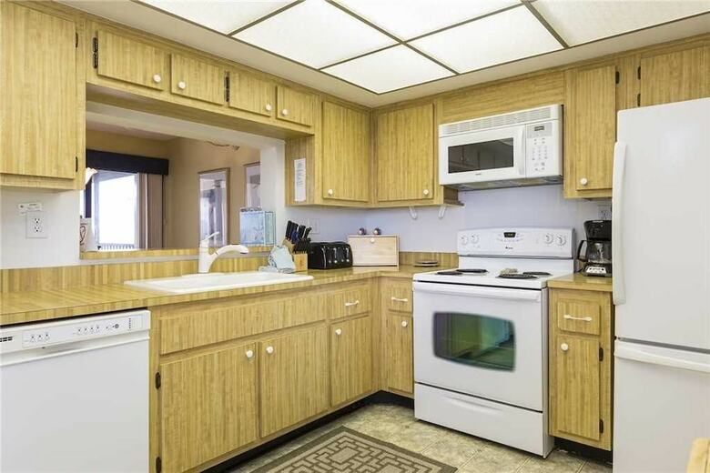Sandarac B710 - Two Bedroom Condo