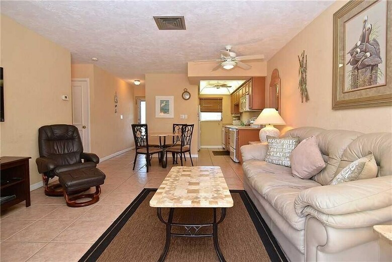 Jamaica Royale 101 - Two Bedroom Condo