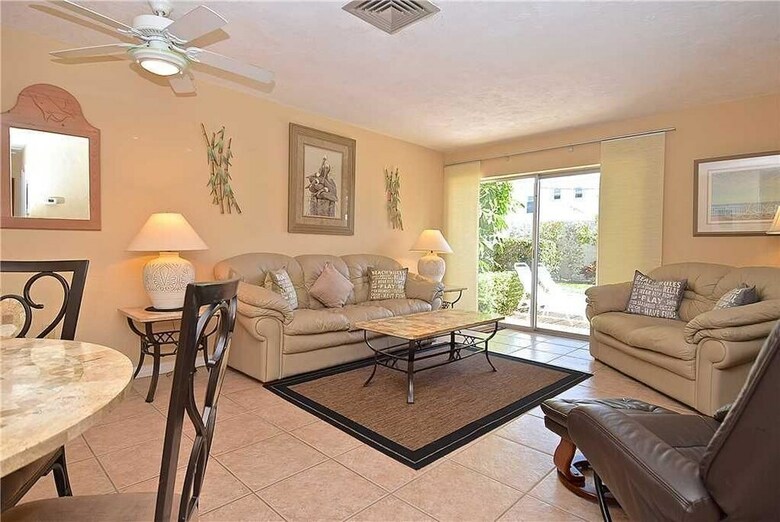 Jamaica Royale 101 - Two Bedroom Condo