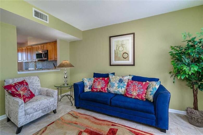 Vista Verde North Unit 10 - Three Bedroom Condo