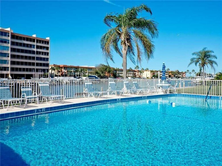 Inlet 21 - Two Bedroom Condo