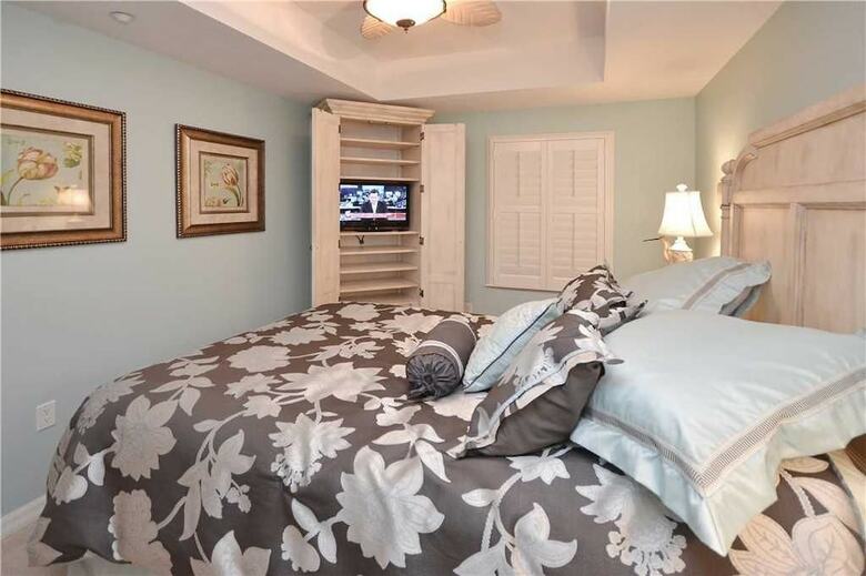 La Vistana 703 - Three Bedroom Condo