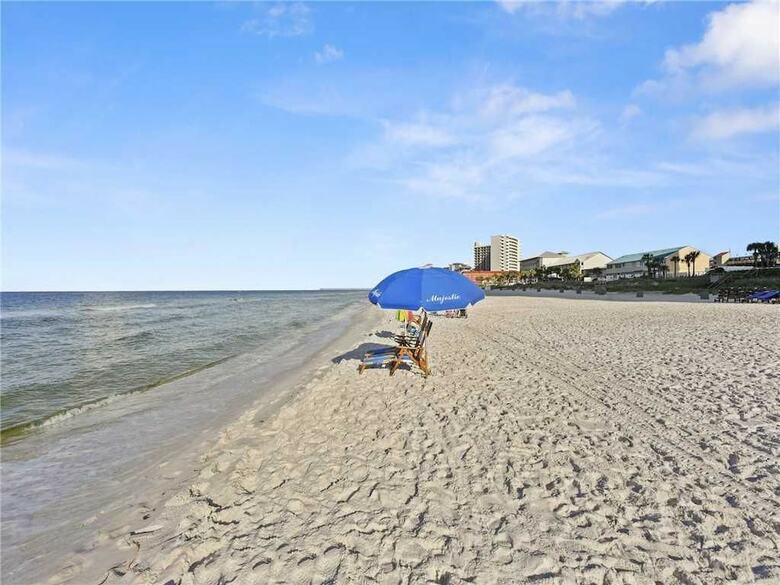 Majestic 1708 West Tower I - Studio Condo