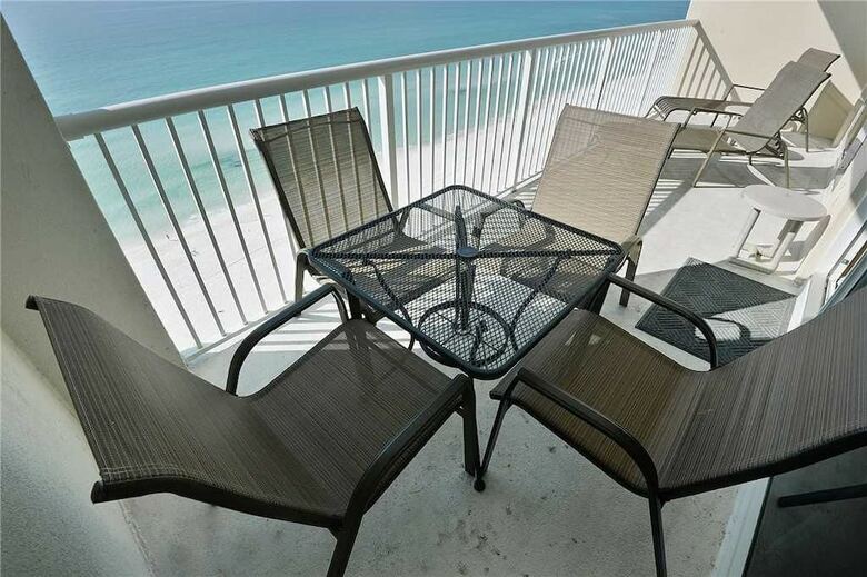 Majestic 1206 East Tower II - Three Bedroom Condo