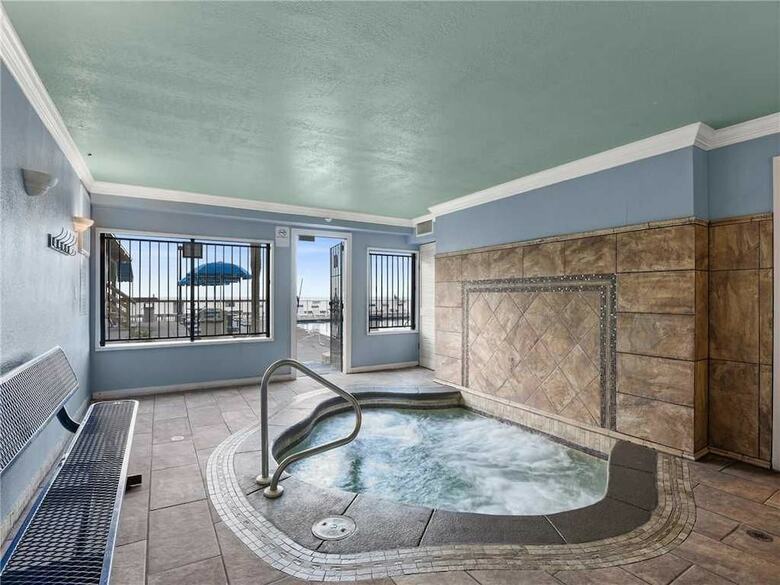 Regency Towers 403 - Three Bedroom Condo