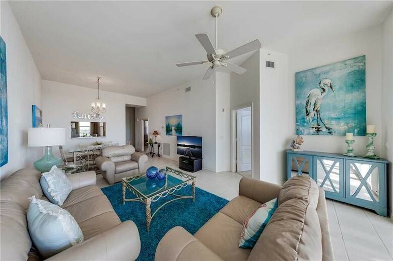Palm Harbor 702e - Two Bedroom Condo