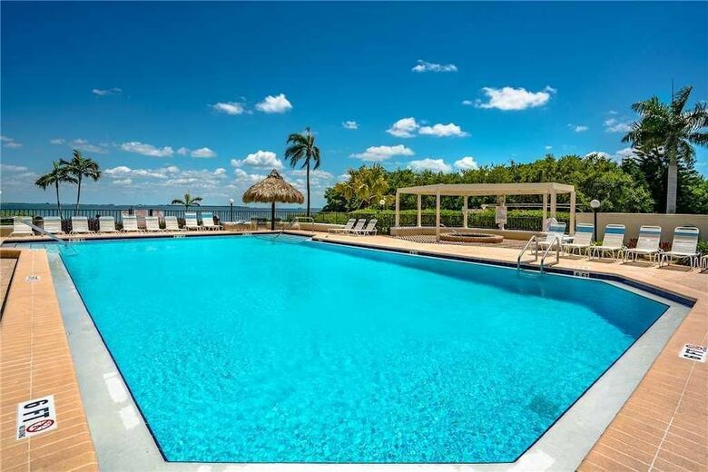 Palma Del Mar H119 - Two Bedroom Condo