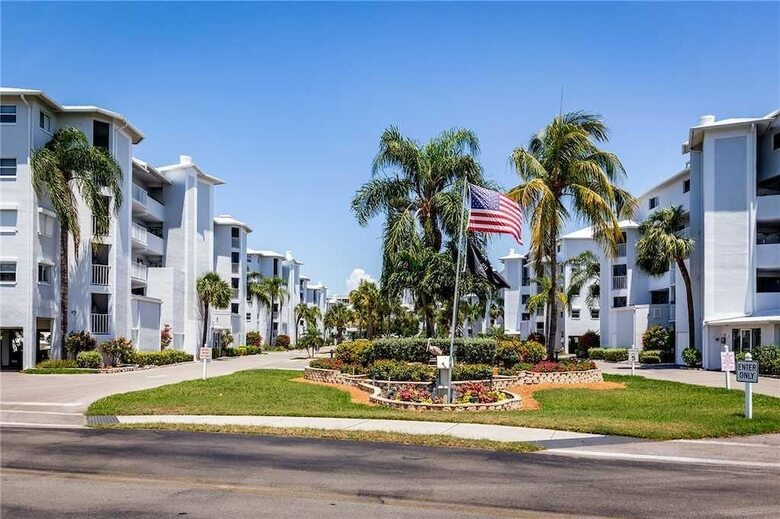 Royal Pelican 381 - Two Bedroom Condo
