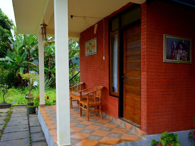 Hotel Dajan Buyan Homestay