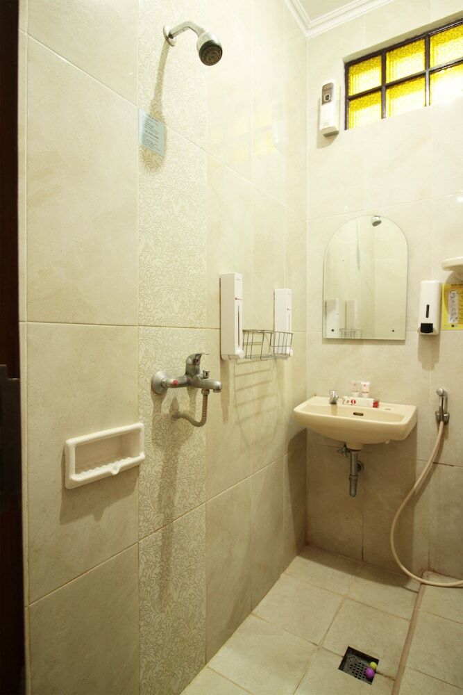 Hostal Oyo 352 Hotel Sabang