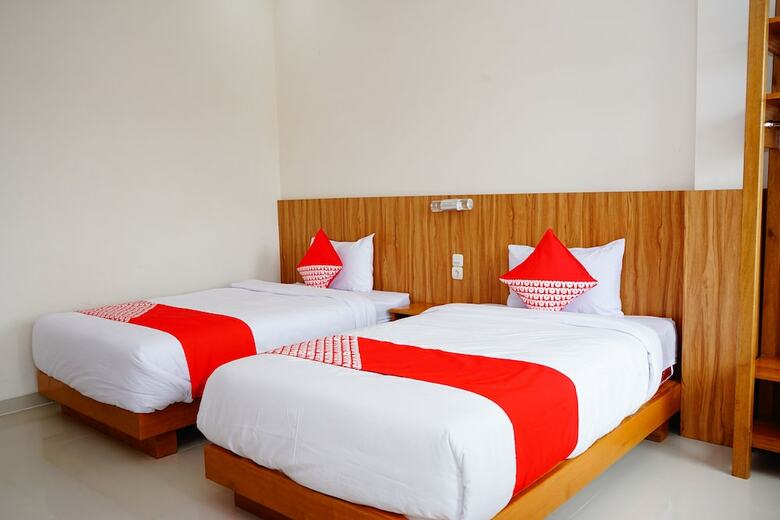 Oyo 399 Kelayang Beach Hotel