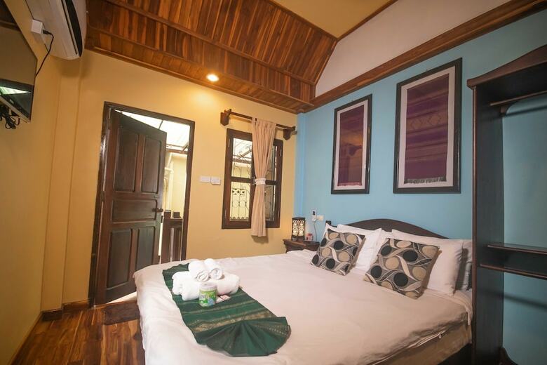 Hotel Y Not Lao Villa