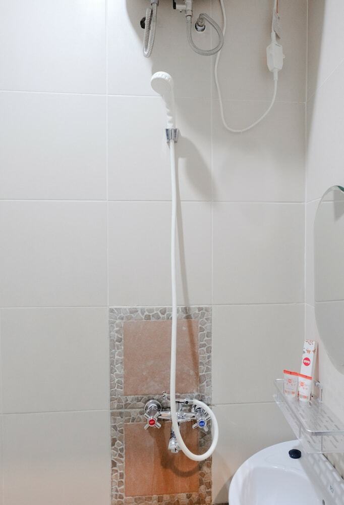 Hostal Oyo 407 Bandahara 21 Syariah