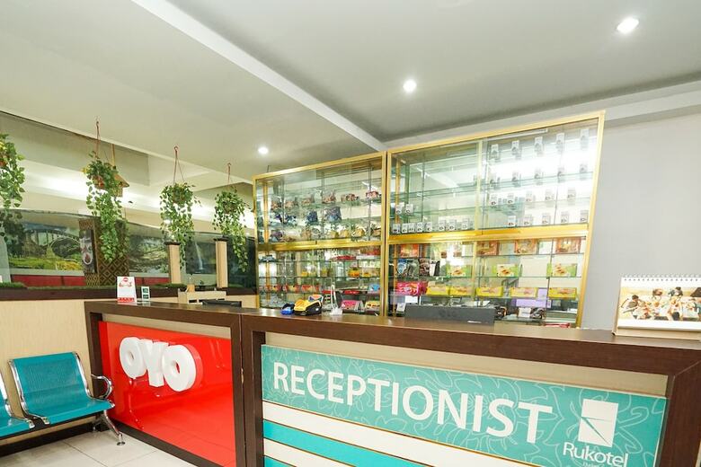 Hotel Oyo 277 Rukotel