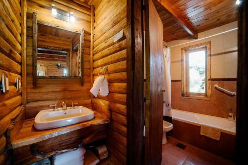Lodge Caba�as Valle De Los Ciervos